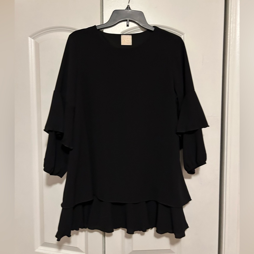 Zadie Bs black top